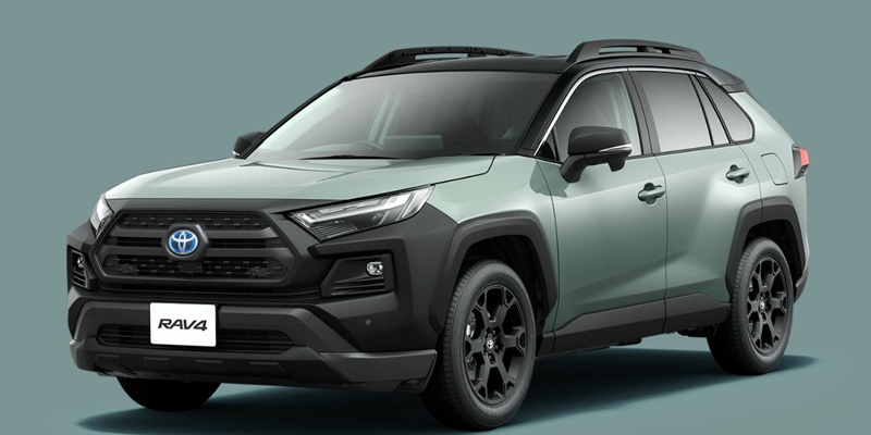 RAV4がマイチェン! GOR IGORIブラック塗装!?の 特別仕様“Adventure